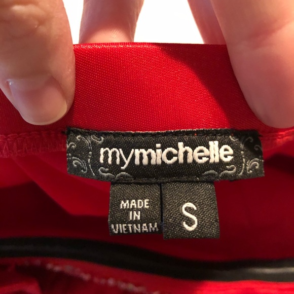 Full-length formal dress - Picture 3 of 4